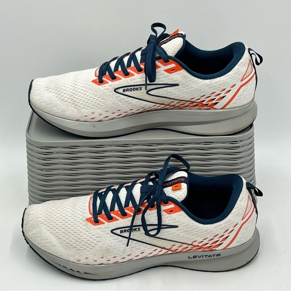 Brooks Running Men’s Levitate 5 White Orange Navy Size 13 - Picture 1 of 15